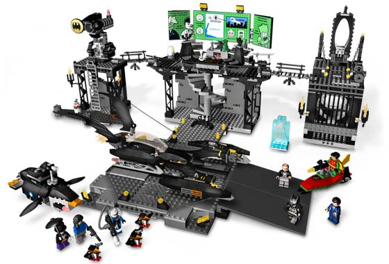 7783 The Batcave: The Penguin and Mr. Freeze's Invasion