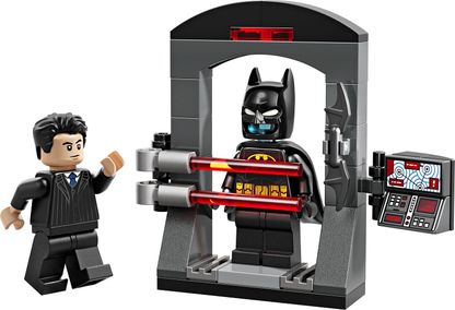 Batman™: Bruce Wayne™ and the Batsuit™